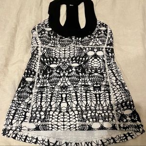Lululemon Scoop Neck Tank - White Black Glacier Lace / Black